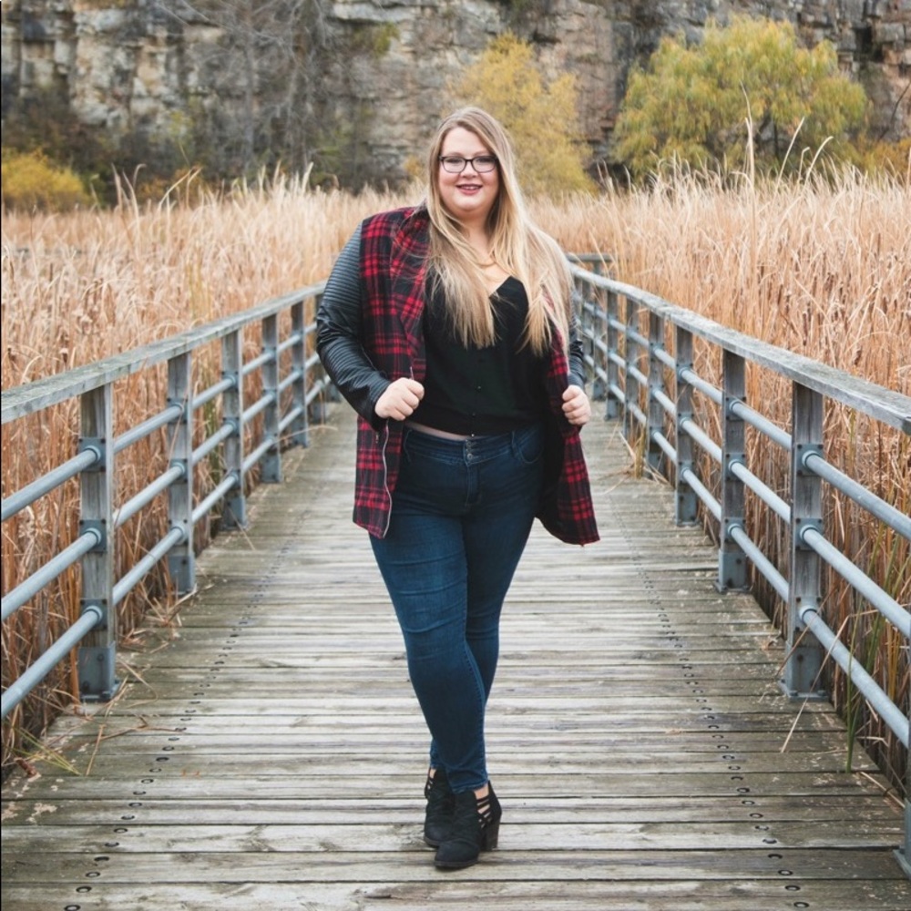 Meet your Posher, Stefani